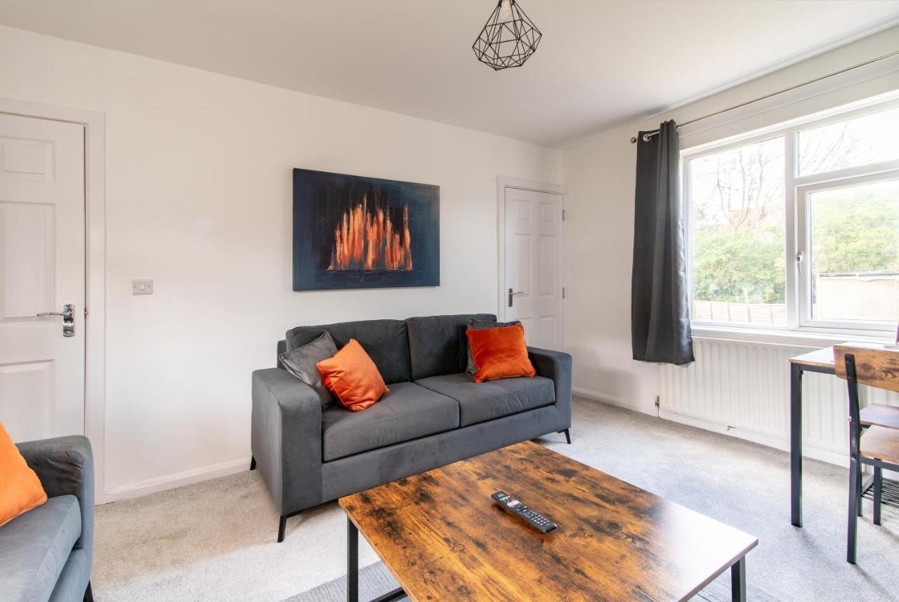 Newly Refurbished Homely 4Br In Sherwood ノッティンガム エクステリア 写真