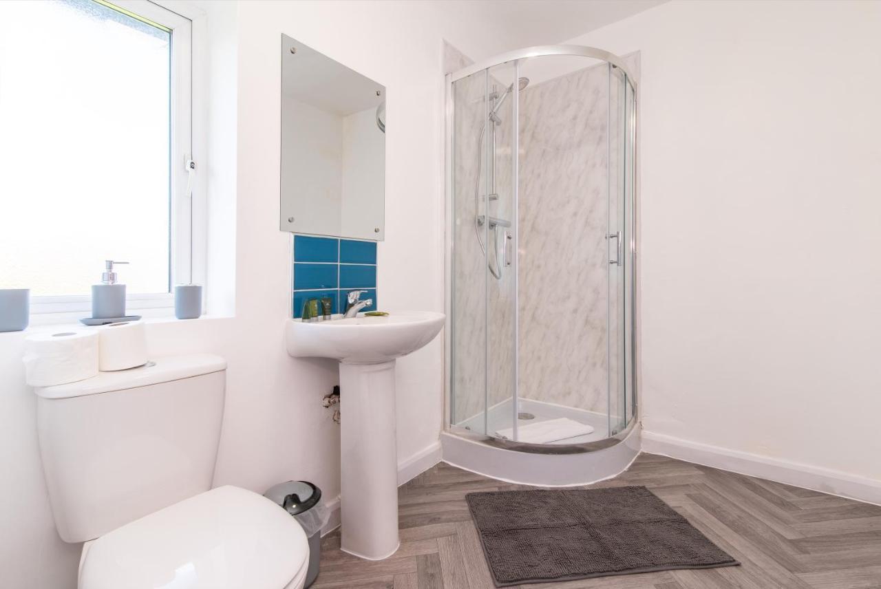 Newly Refurbished Homely 4Br In Sherwood ノッティンガム エクステリア 写真